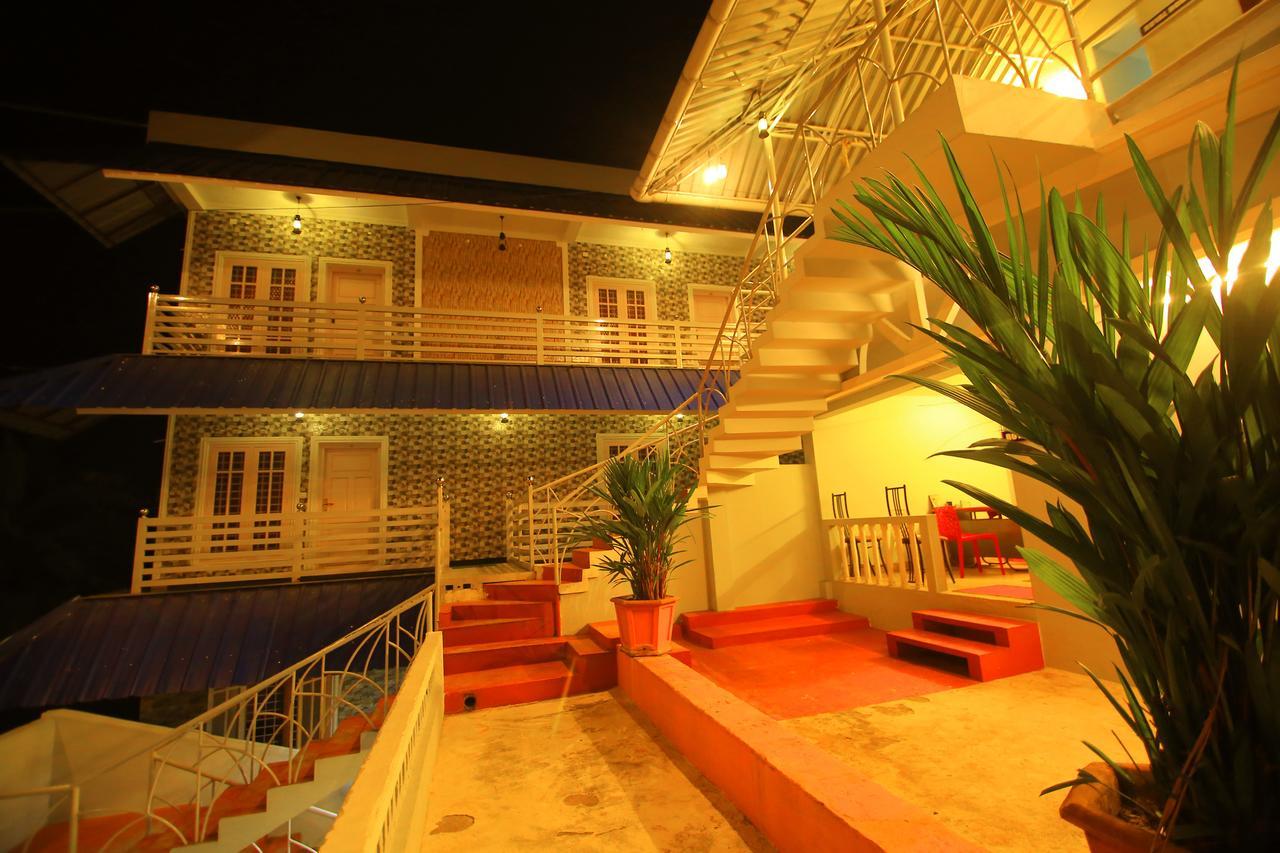 Alappuzha Oyo 4867 Royal Homes מראה חיצוני תמונה